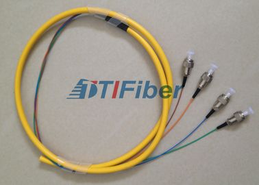 Trança de fibra ótica amarela ST/UPC de Pigatil Singelmode da fibra ótica do núcleo do revestimento de PVC 4
