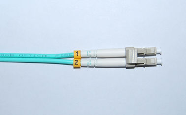 Cabo de remendo OM3 de fibra ótica multimodo do Aqua do LC/PC para uma comunicação
