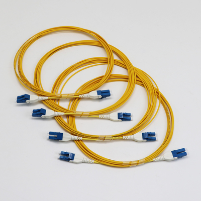 LC Uniboot Zip Cod Singlemode G657.A1 BendInsensitivo Duplex 2mm LSZH Baixa Perda 0,15dB Cordão de Fibra
