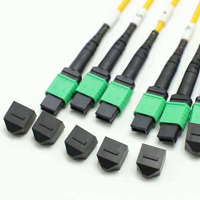 Cabos MPO Fanout de baixa perda Núcleo de grande quantidade 1M 144F SMG657A1 MPO APC para MPO APC Breakout Fiber Optic Patch Cord