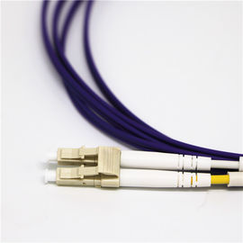 Cabo de remendo frente e verso multimodo da fibra ótica do OEM OM4 com o conector do LC/UPC