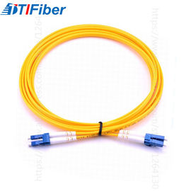 Cor alta do amarelo do revestimento do cabo de remendo SC/UPC da fibra ótica da estabilidade 2.0mm LSZH