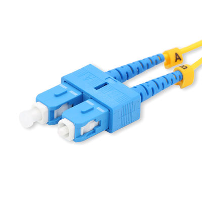 Perda de inserção frente e verso do único modo de cabo de remendo da fibra ótica do SC UPC baixa