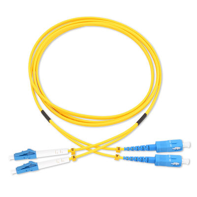 Perda de inserção frente e verso do único modo de cabo de remendo da fibra ótica do SC UPC baixa